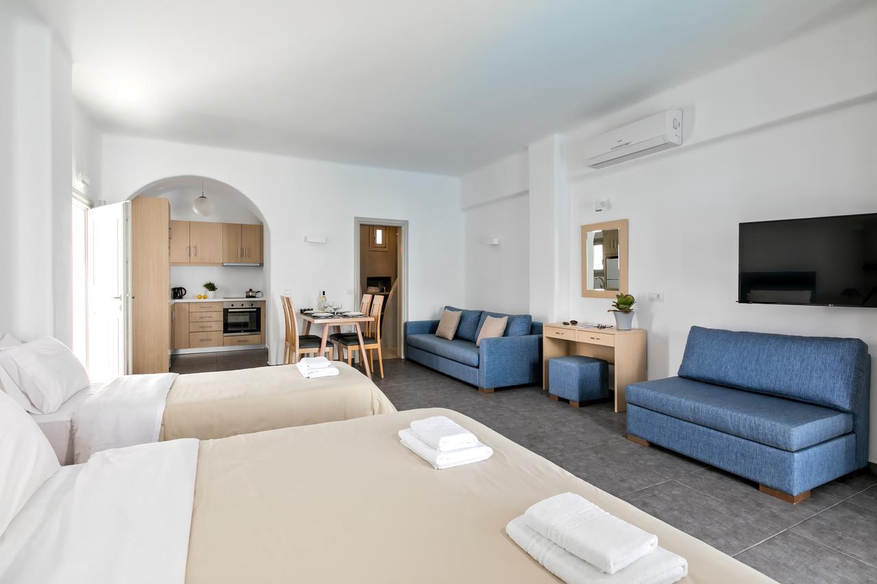 Santorini Blue Senses Villas Mesaria Exteriör bild