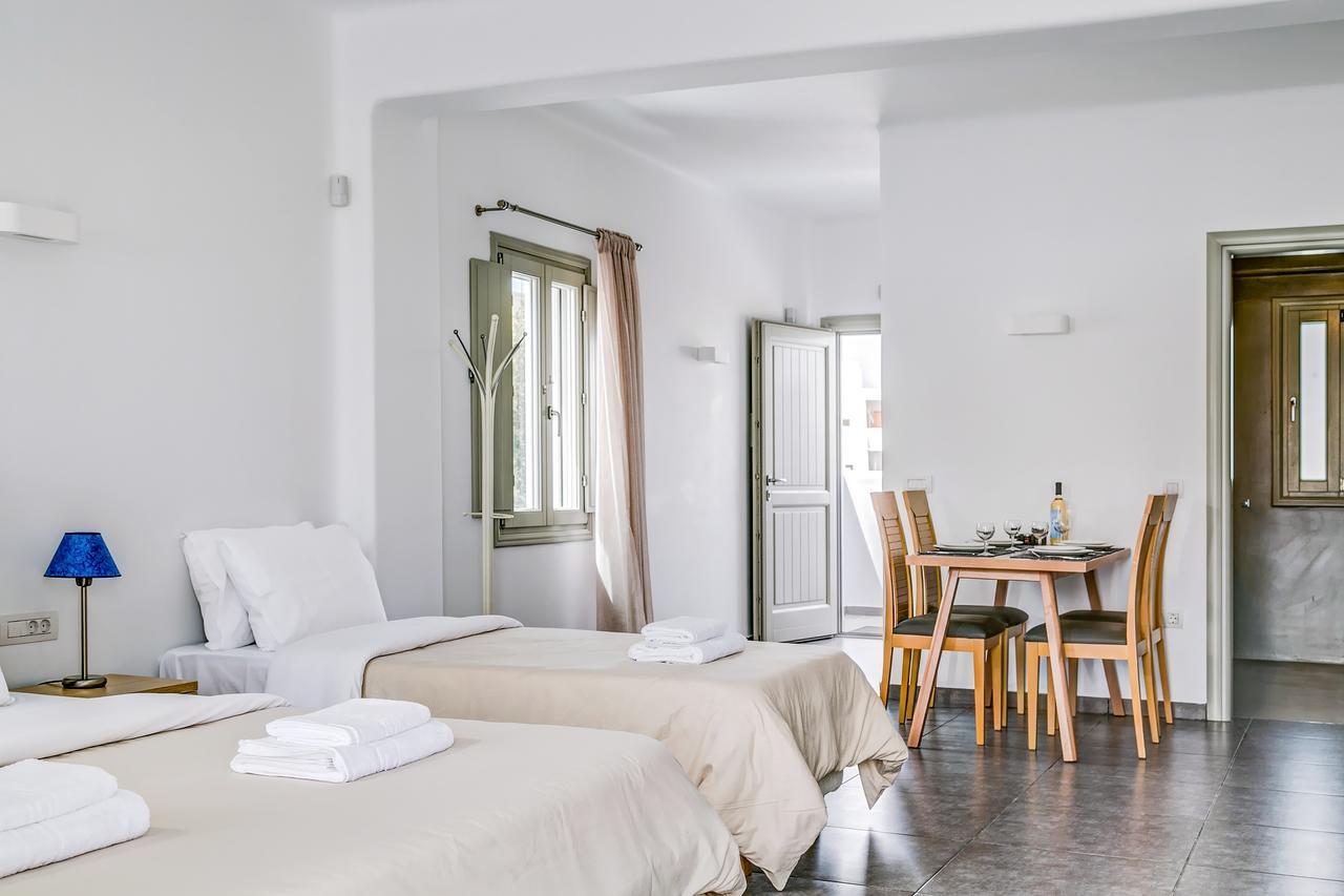 Santorini Blue Senses Villas Mesaria Exteriör bild